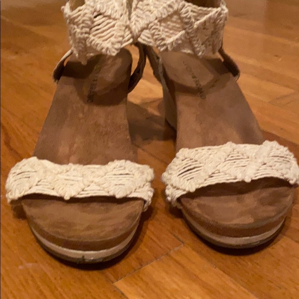 Lucky Brand Wedges! - Picture 3 of 4